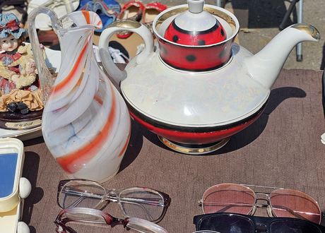 2025.06.21 Flea Market in Minsk Teapot MFZ Polka dot